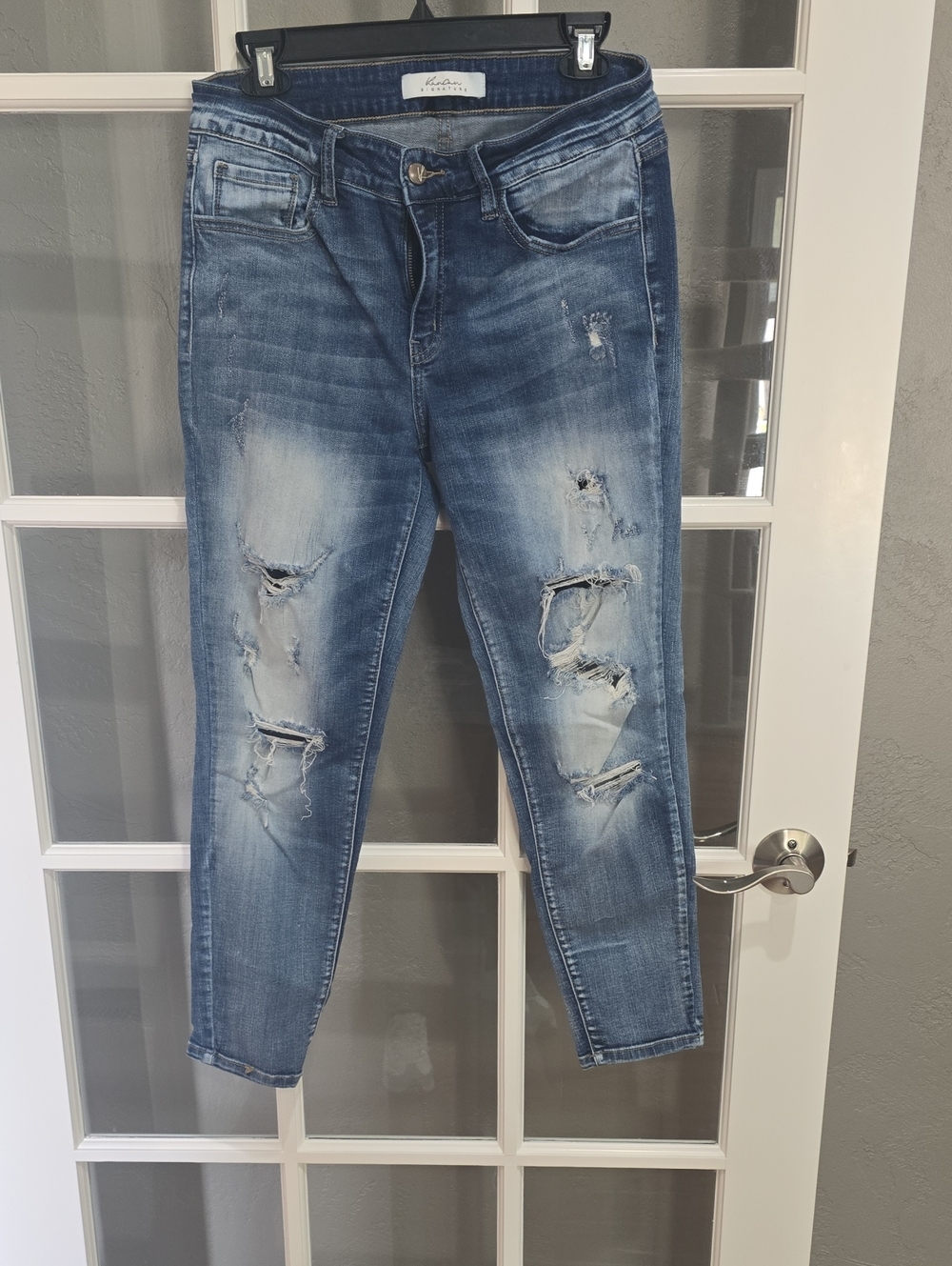 Kancan Women's Light Blue Distressed Skinny Jeans